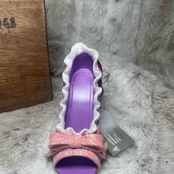 Disney Rapunzel Princess Runway Collection Shoe Ornament - Picture 7 of 8